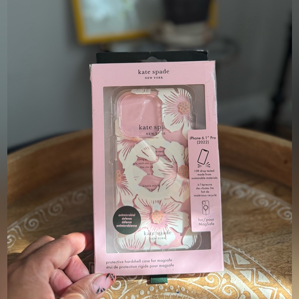 14 Pro - Kate Spade Pink and White Floral iPhone Case